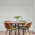 Spacious 2Bdr In Marina Del Rey