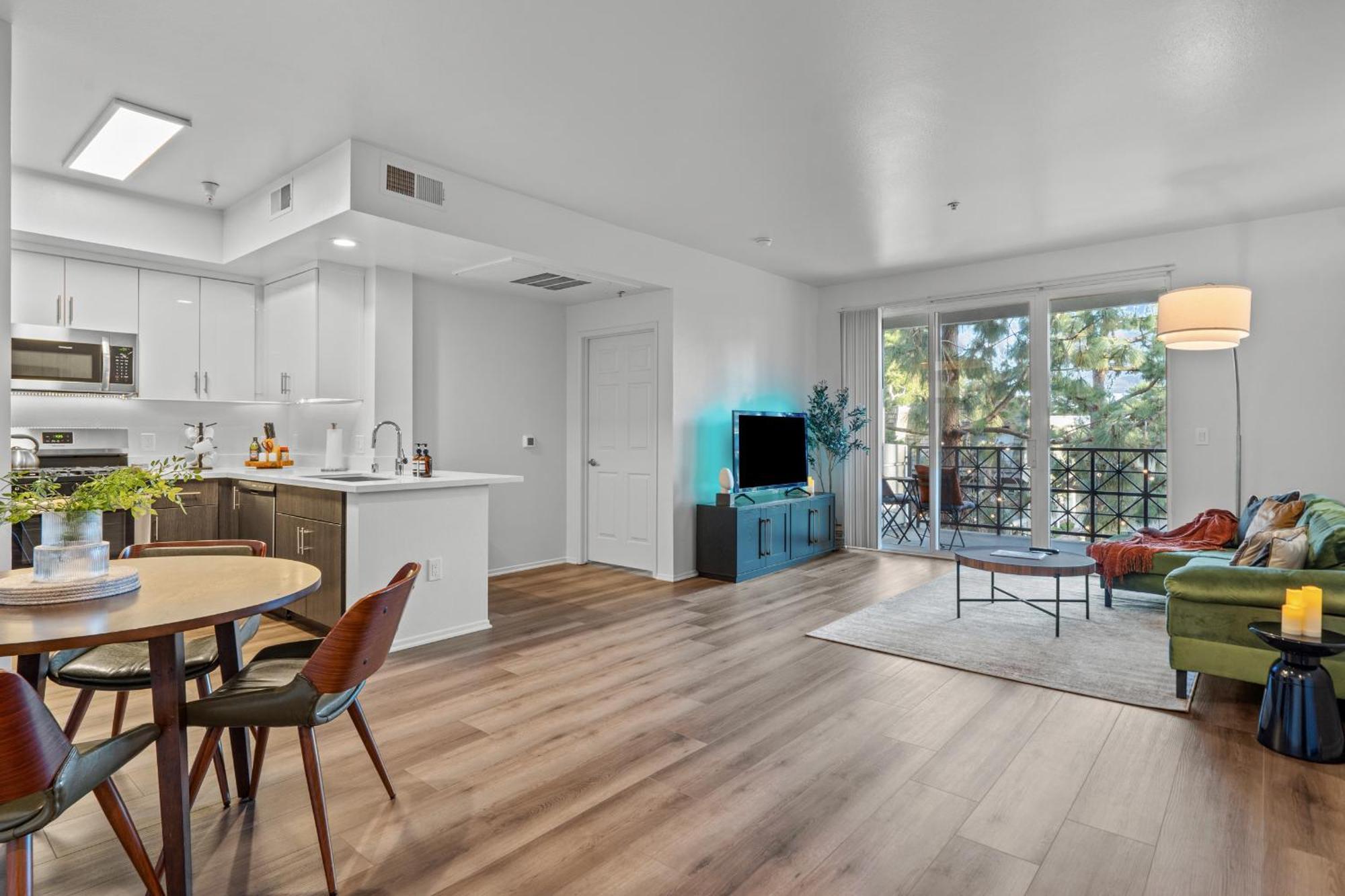 Spacious 2bdr In Marina Del Rey